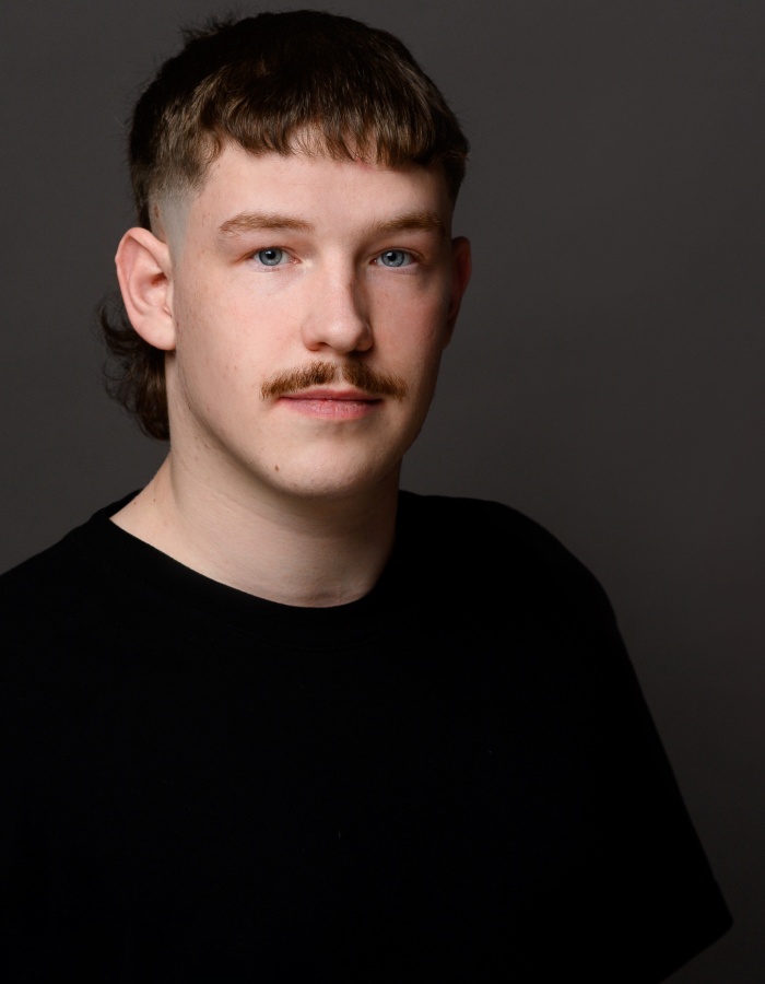 Portrait of William Deane, photographer based in Munich